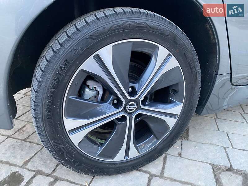 Хэтчбек Nissan Leaf 2020 в Львове