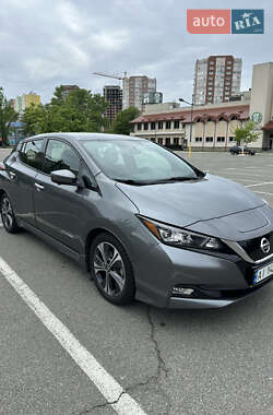 Хетчбек Nissan Leaf 2018 в 