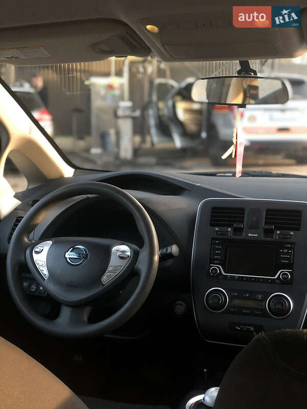 Хетчбек Nissan Leaf 2017 в Броварах