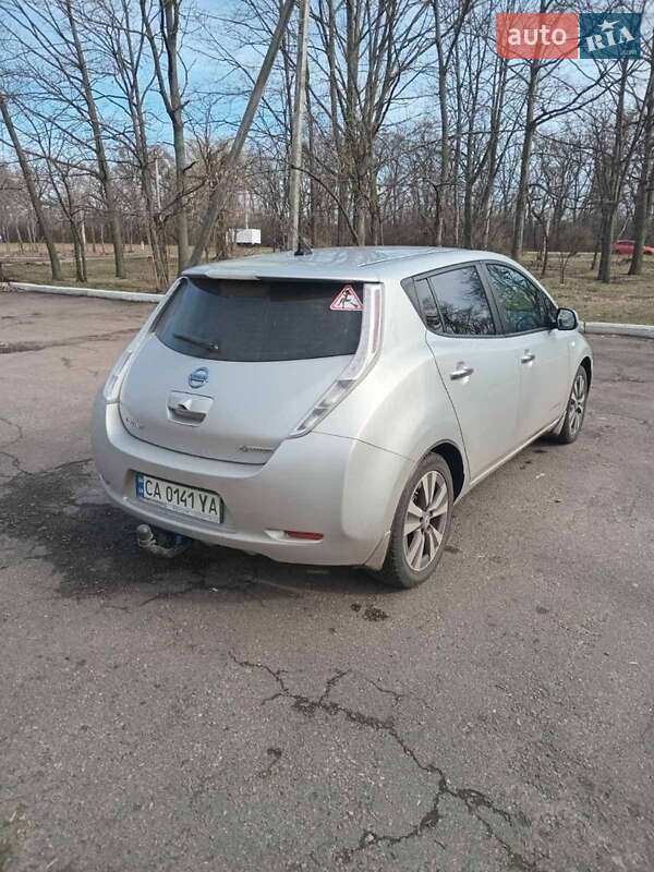 Хэтчбек Nissan Leaf 2014 в Черкассах