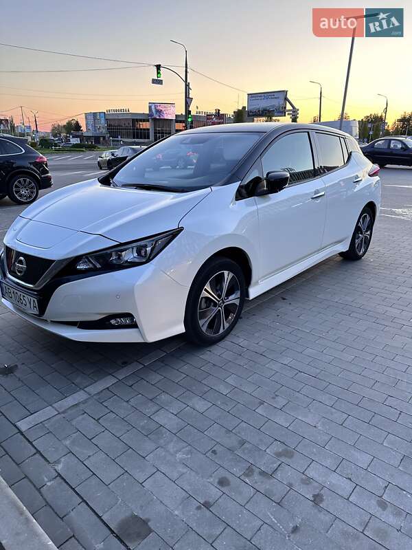 Nissan Leaf 2021