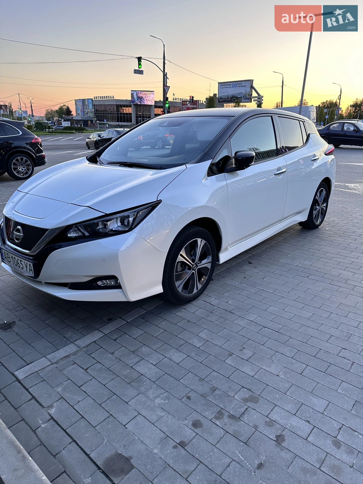 2021 Nissan Leaf - фото 1