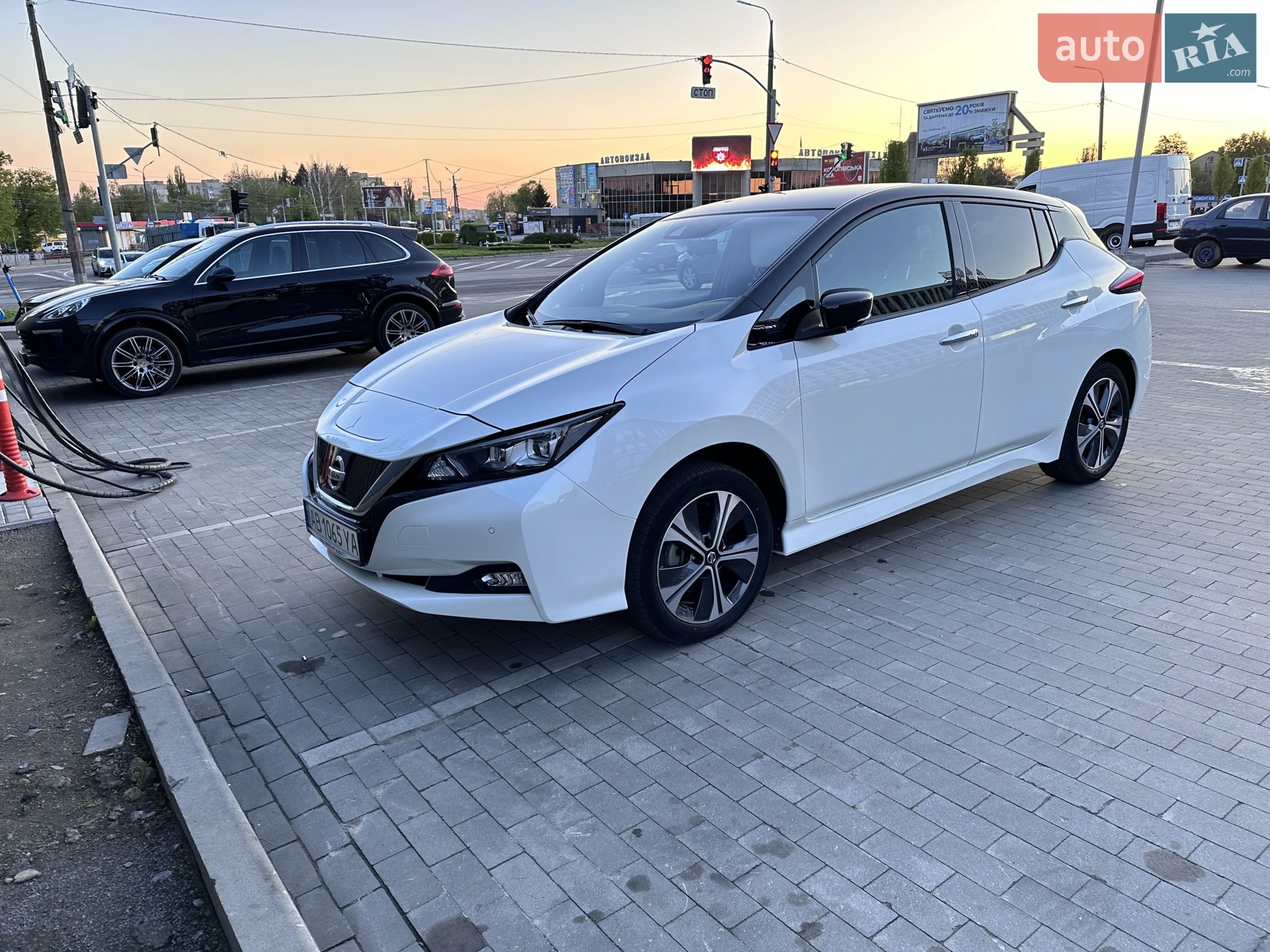2021 Nissan Leaf - мініатюра 8
