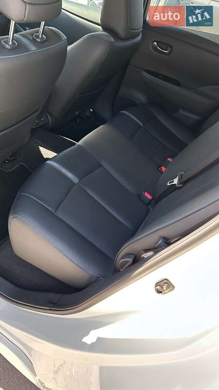 Хэтчбек Nissan Leaf 2021 в Виннице фото 14 Хэтчбек Nissan Leaf 2021 в Виннице