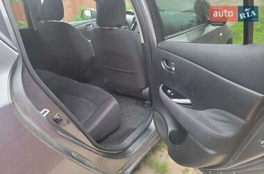 Хэтчбек Nissan Leaf 2014 в 