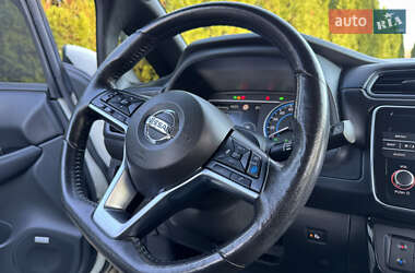 Хетчбек Nissan Leaf 2019 в 