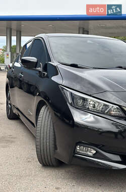 Хэтчбек Nissan Leaf 2019 в Днепре