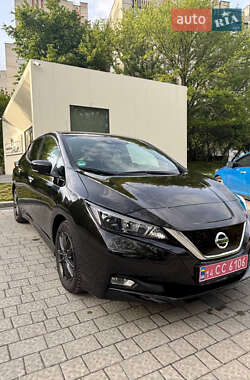 Хэтчбек Nissan Leaf 2018 в Львове