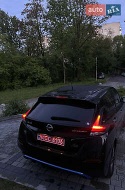 Хетчбек Nissan Leaf 2018 в 