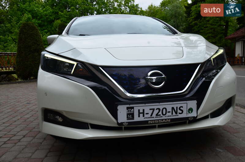 Хэтчбек Nissan Leaf 2020 в Трускавце