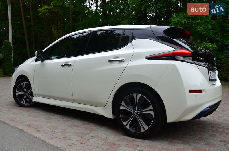 Хэтчбек Nissan Leaf 2020 в Трускавце