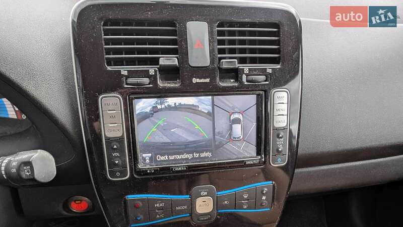 Хэтчбек Nissan Leaf 2014 в Ивано-Франковске