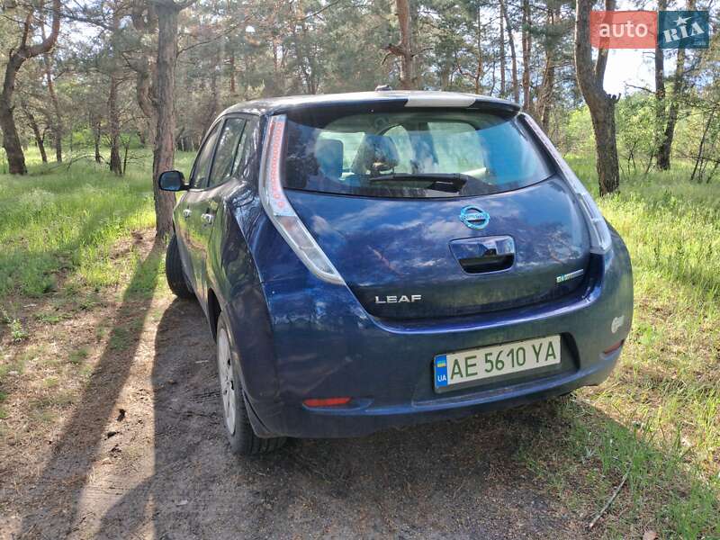 Хетчбек Nissan Leaf 2016 в Дніпрі фото 3 Хетчбек Nissan Leaf 2016 в Дніпрі