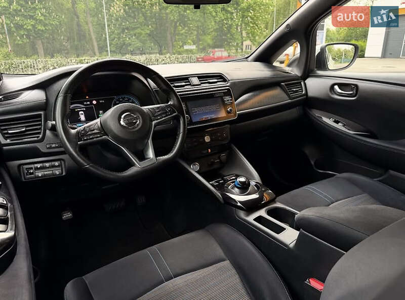 Хэтчбек Nissan Leaf 2018 в Харькове