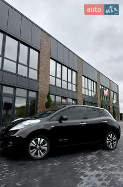 Хэтчбек Nissan Leaf 2015 в Виннице