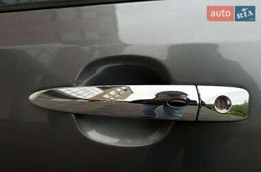 Хэтчбек Nissan Leaf 2015 в 