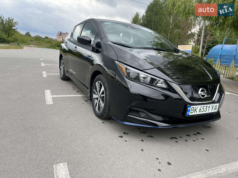 Хетчбек Nissan Leaf 2021 в Рівному