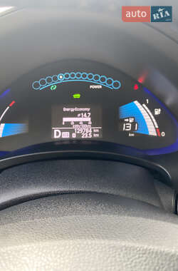 Хэтчбек Nissan Leaf 2014 в 