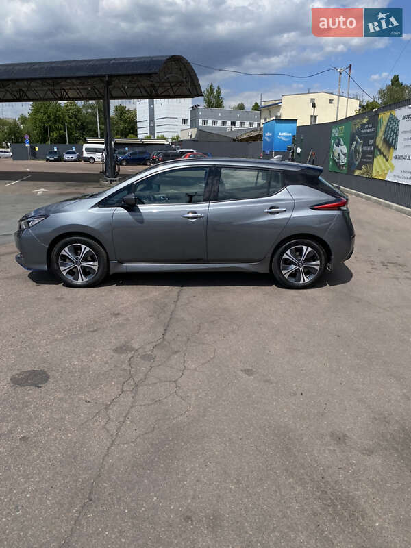 Хетчбек Nissan Leaf 2020 в Житомирі