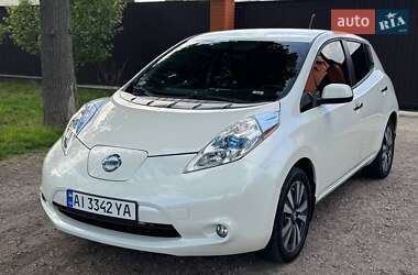 Хетчбек Nissan Leaf 2013 в Переяславі