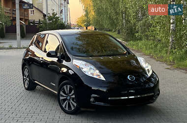 Хэтчбек Nissan Leaf 2014 в 