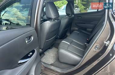 Хэтчбек Nissan Leaf 2019 в 