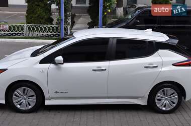 Хетчбек Nissan Leaf 2018 в 