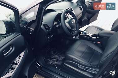 Хэтчбек Nissan Leaf 2017 в 