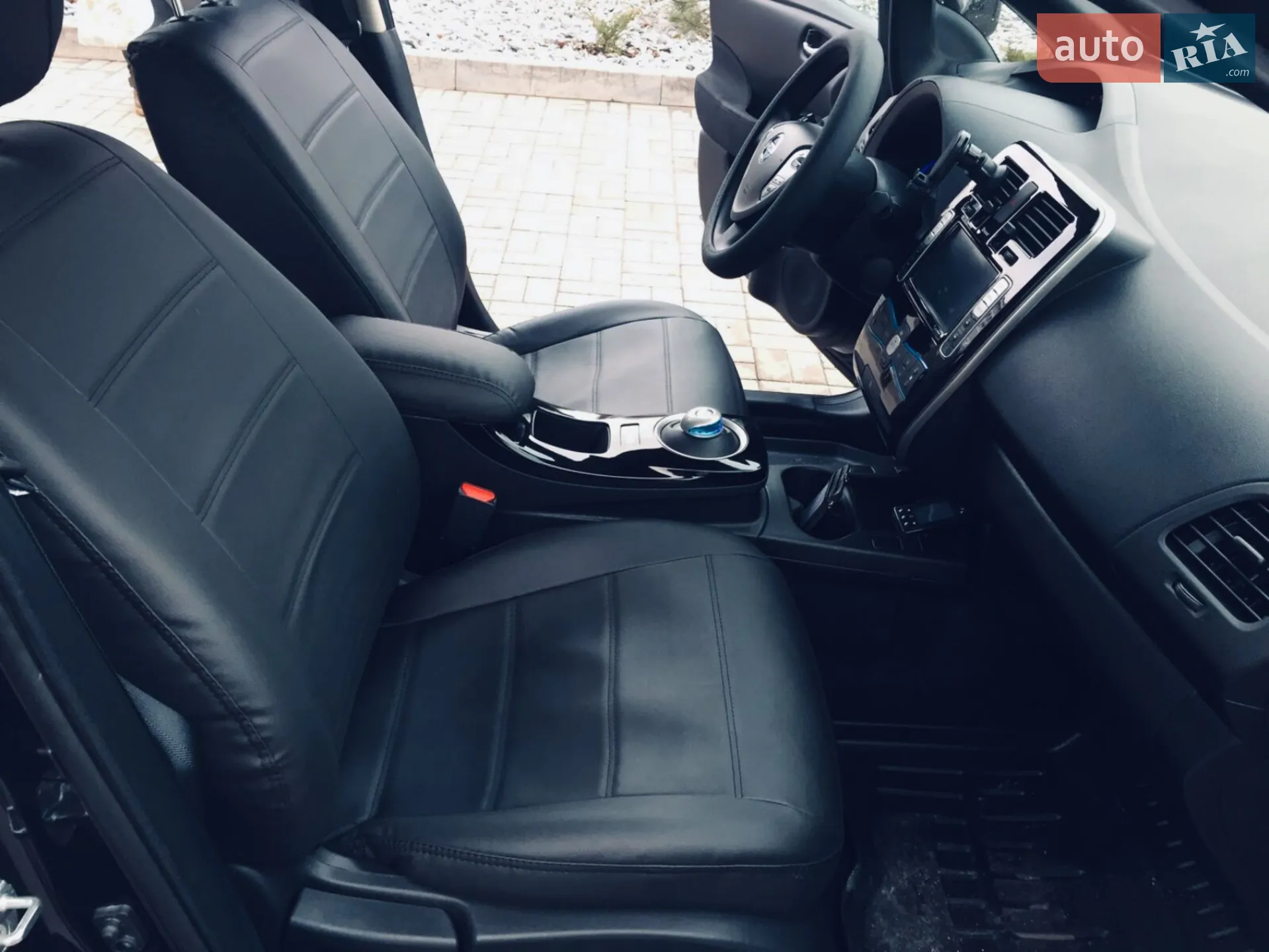 2017 Nissan Leaf - мініатюра 10