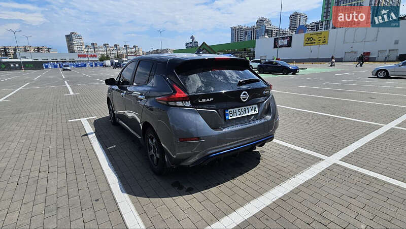 Хэтчбек Nissan Leaf 2019 в Одессе
