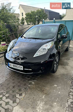 Хэтчбек Nissan Leaf 2016 в Киеве