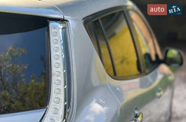 Хэтчбек Nissan Leaf 2014 в 