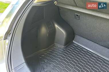 Хэтчбек Nissan Leaf 2014 в 
