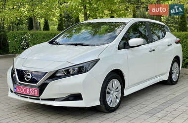Хэтчбек Nissan Leaf 2021 в 