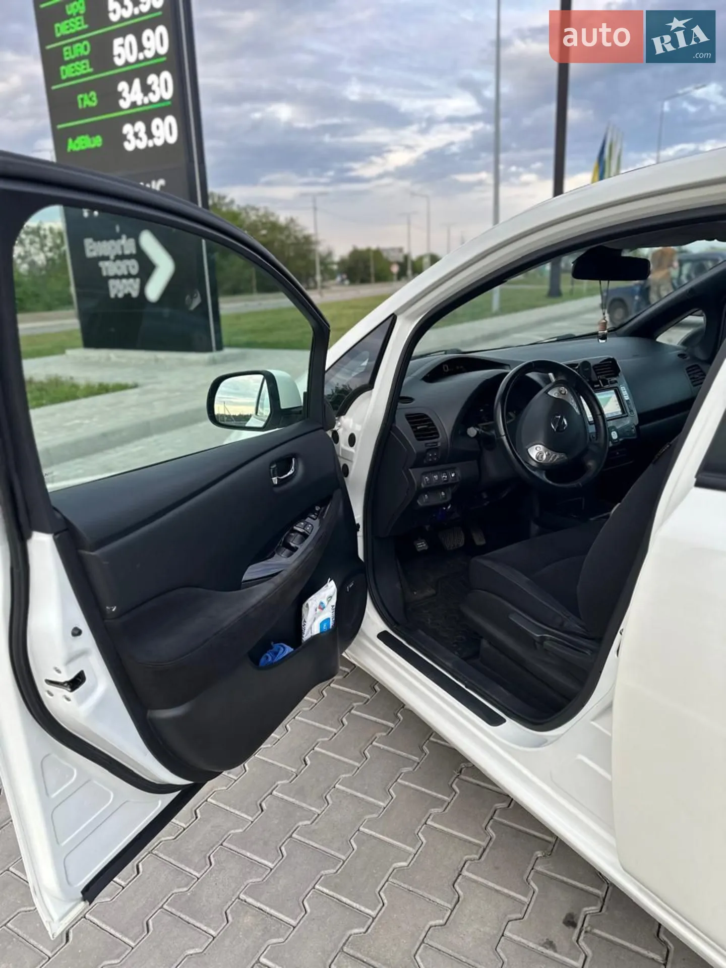 2015 Nissan Leaf - мініатюра 20