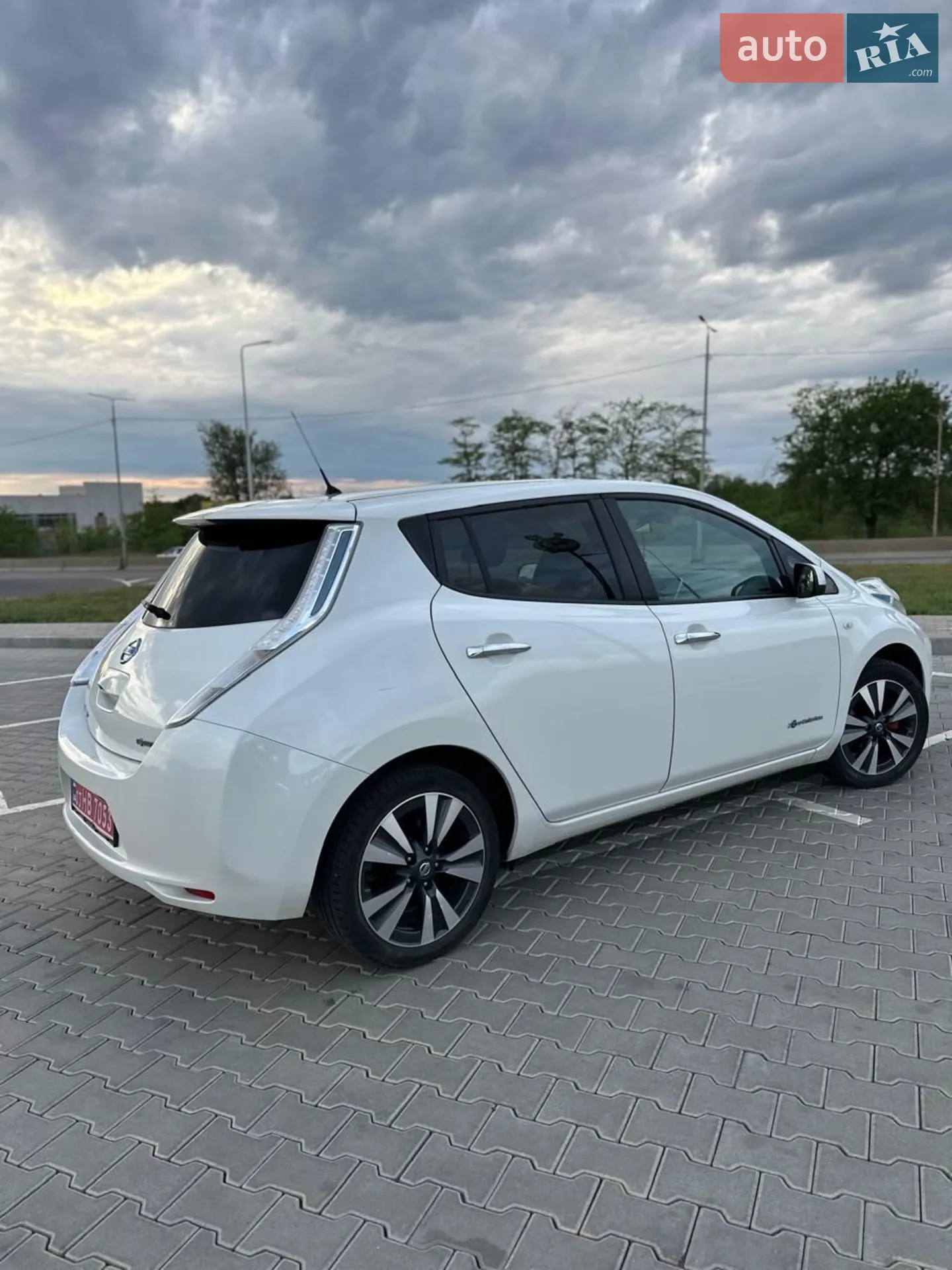 2015 Nissan Leaf - мініатюра 15