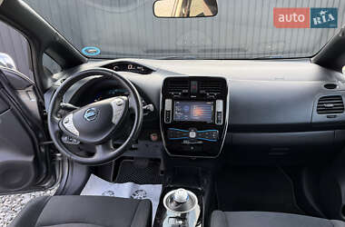 Хэтчбек Nissan Leaf 2014 в 