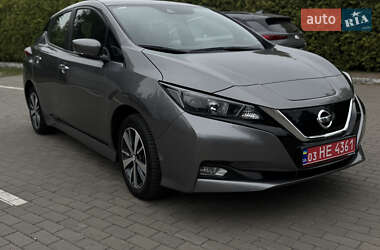 Хетчбек Nissan Leaf 2021 в 