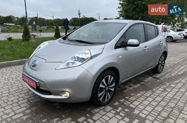 Хэтчбек Nissan Leaf 2013 в Каменец-Подольском