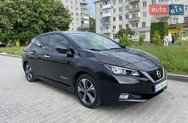 Хетчбек Nissan Leaf 2018 в 