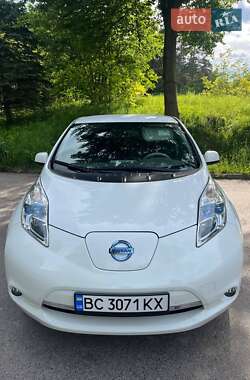Хетчбек Nissan Leaf 2015 в Рава-Руській