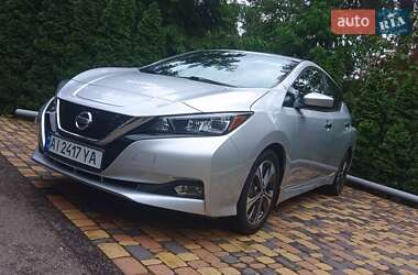 Хэтчбек Nissan Leaf 2018 в Киеве