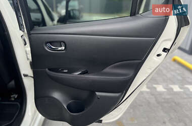 Хетчбек Nissan Leaf 2020 в 