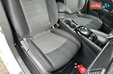 Хетчбек Nissan Leaf 2020 в 