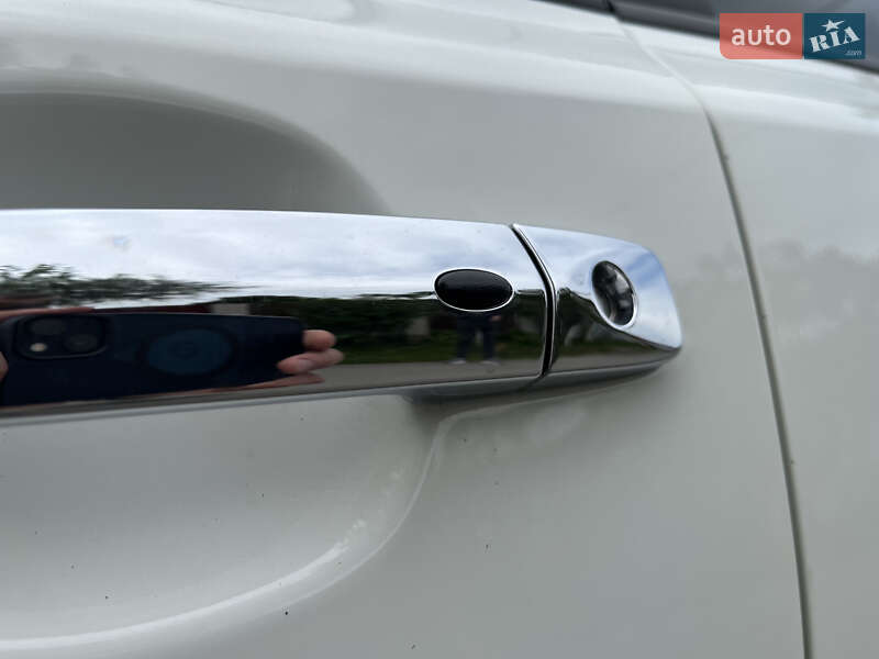 Хэтчбек Nissan Leaf 2020 в Владимире
