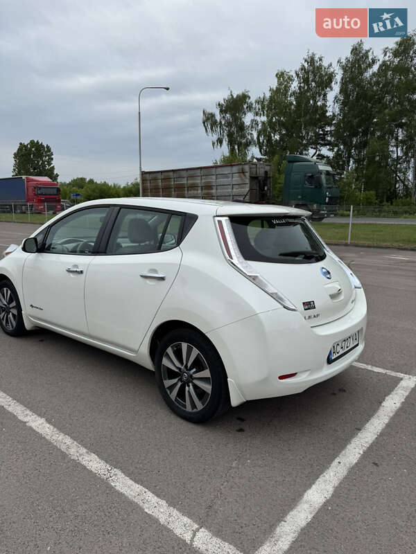 Хетчбек Nissan Leaf 2016 в Ковелі