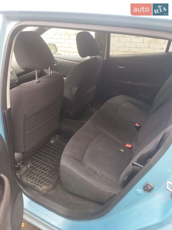 Хетчбек Nissan Leaf 2016 в Маньківці