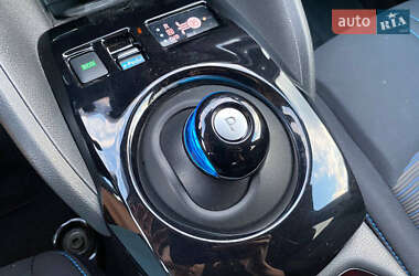 Хетчбек Nissan Leaf 2020 в 