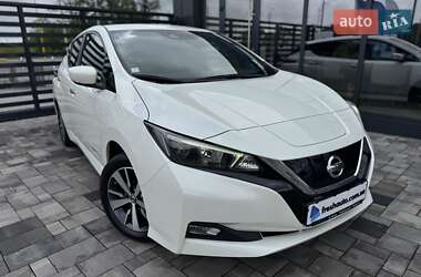 Хетчбек Nissan Leaf 2019 в 