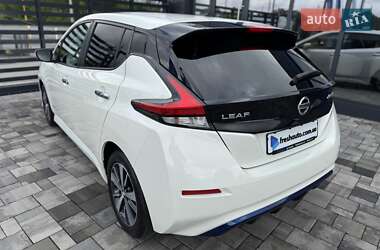 Хетчбек Nissan Leaf 2019 в 